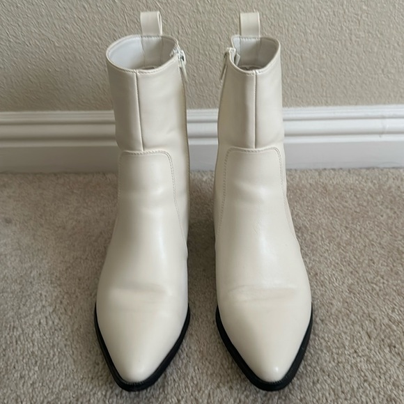 Glamorous Ankle western boots off white wide fit size US6/EU 37 - Picture 2 of 10